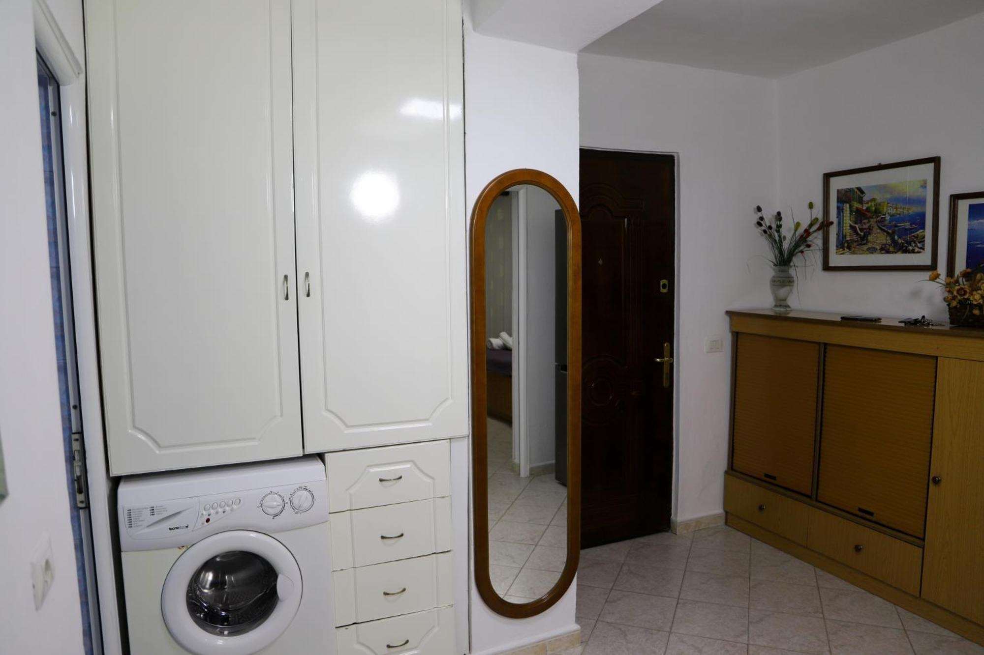Lola'S Apartament Lejlighed Berat Eksteriør billede